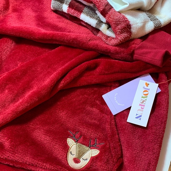 Women’s Joyspun Lounge Pants and  Fuzzy Soft Top with Reindeer design NWT - Picture 7 of 8